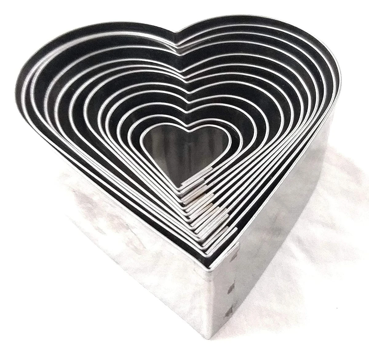 Prime Bakers and Moulders 12 pcs Stainless Steel Cookies Cutter Set of Heart Shape