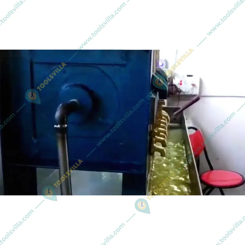 Commercial 1 HP Automatic Oil Filter Machine With 14 Plates, 80-90 Kg/hr Filtration Capacity