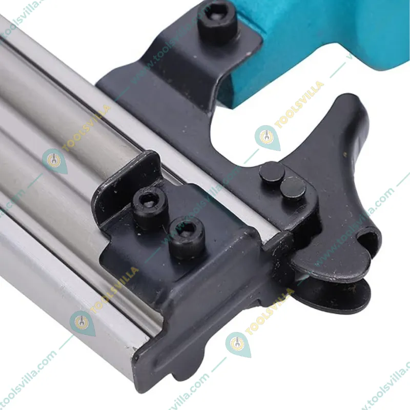 Lion 18 Gauge Air Brad Nailer with 100 Pieces Nail Slot Capacity (Li-30F)