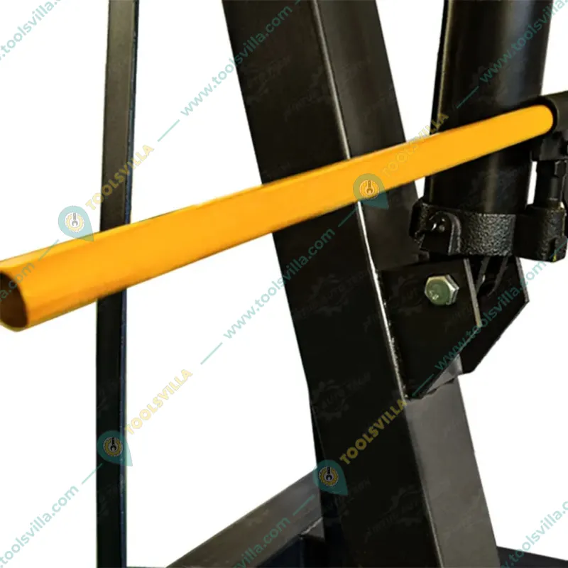 HT 3 Ton Lifting Capacity Hydraulic Engine Crane, 2300 mm Max Lifting Height