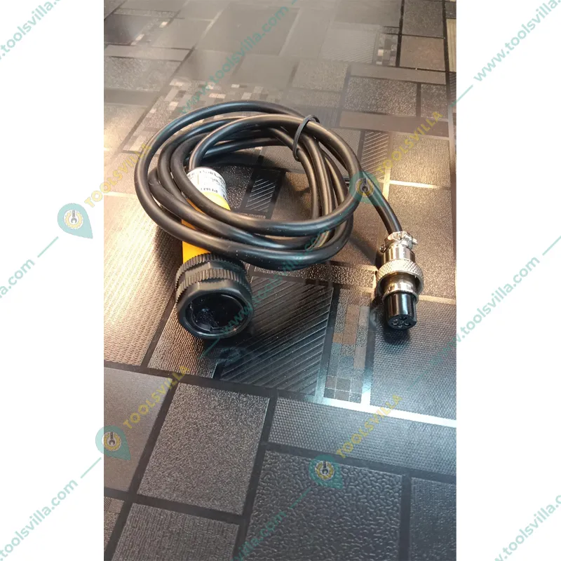Retroreflective Photoelectric Switch Reflector Panel PNP Sensor
