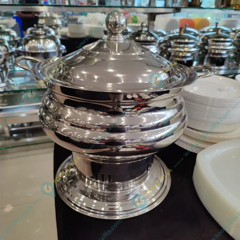 Premium Quality Stainless Steel Round Chafing Dish with Lid, 7.5 Liter Capacity