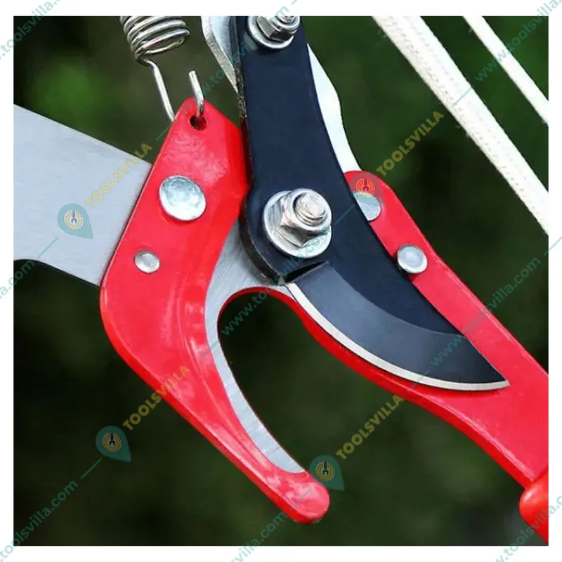 Heavy Duty Tree Pruner with 4 inch Blade, 1.5 inch Cutting Capacity