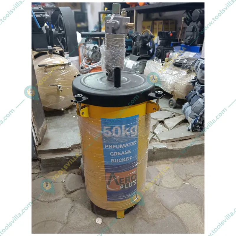Aeroplus 50 Kg Pneumatic Operated Grease Pump With 2m Hose Pipe & Grease Gun