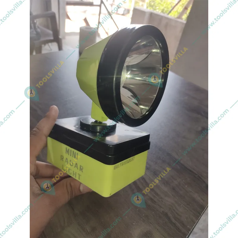 Automated Mini Radar Light with 3.7 Volt Inbuilt Battery for Farm Use
