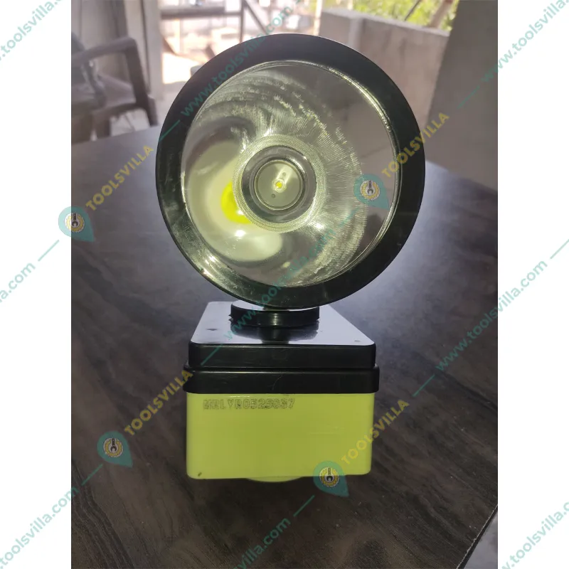 Automated Mini Radar Light with 3.7 Volt Inbuilt Battery for Farm Use