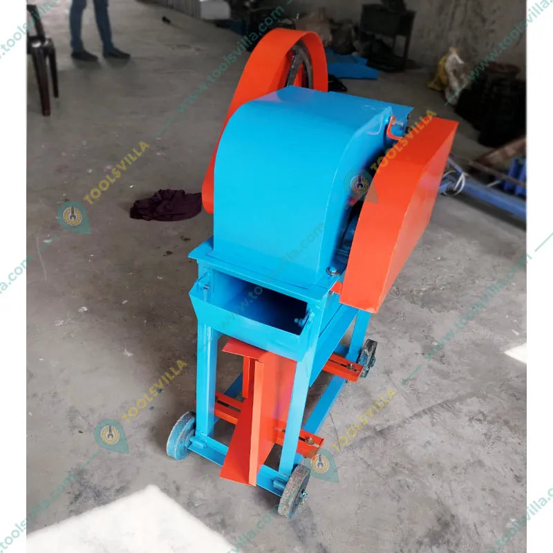 Premium Quality Chaff Cutter/Grass Cutter Machine 600 to 1000 Kg/hr, With 2HP Motor