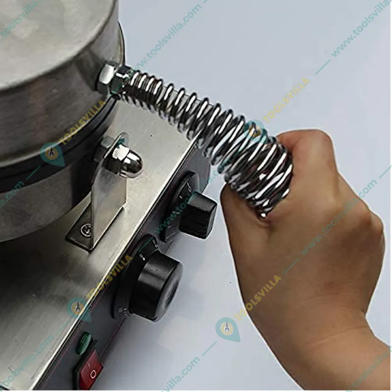 Electric Round Waffle Maker Machine for Hotel and Restaurant, 1250W