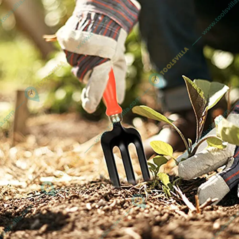 AGT Garden Tools Combo Kit of a Hand Weeder, Garden Fork, Trowel, and a Spray Gun | Used for Gardening Purposes