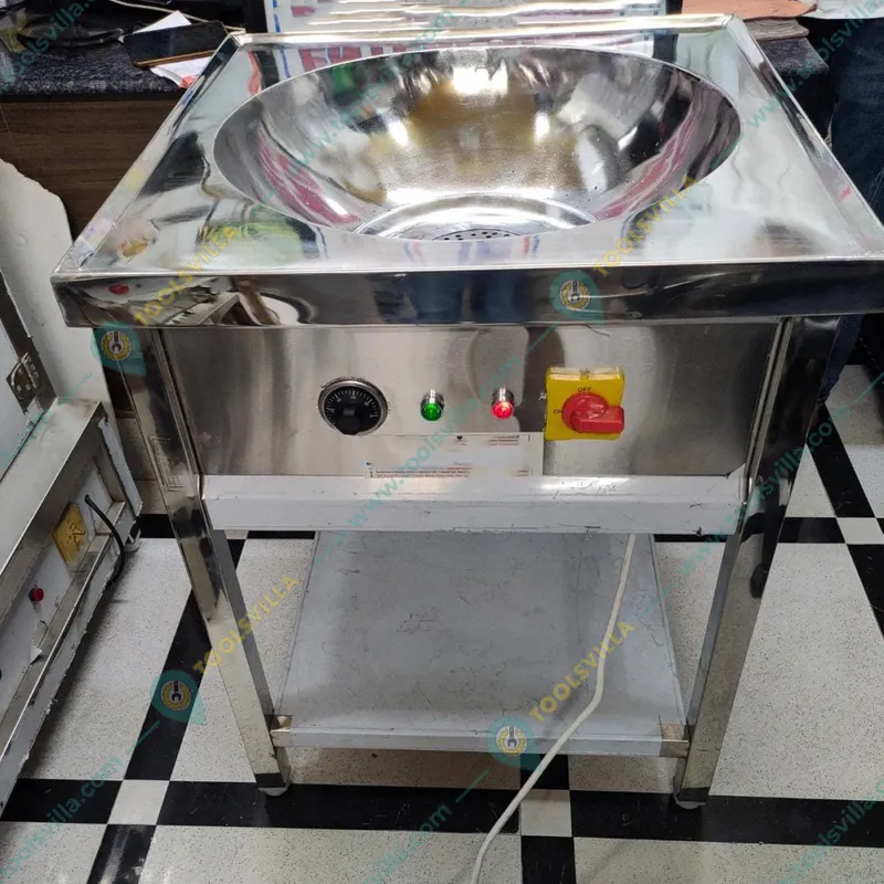 Heavy-Duty 22 Inches Square Electric Kadai Standing Type 6000W, SS Body