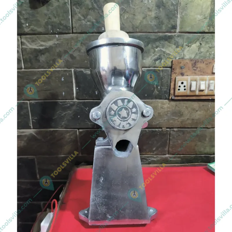 Kalsi Hand Operated Juicer(Mosambi,Orange) Machine No. 18 With Rotating Handle