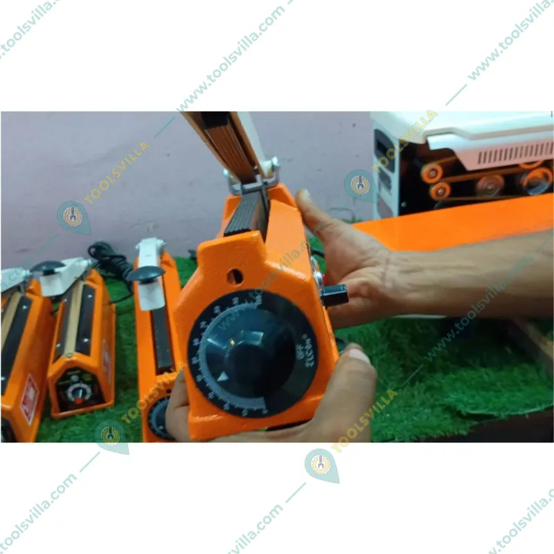 4 Lines Hot Bar Type 8 Inch Hand Sealer, 190W