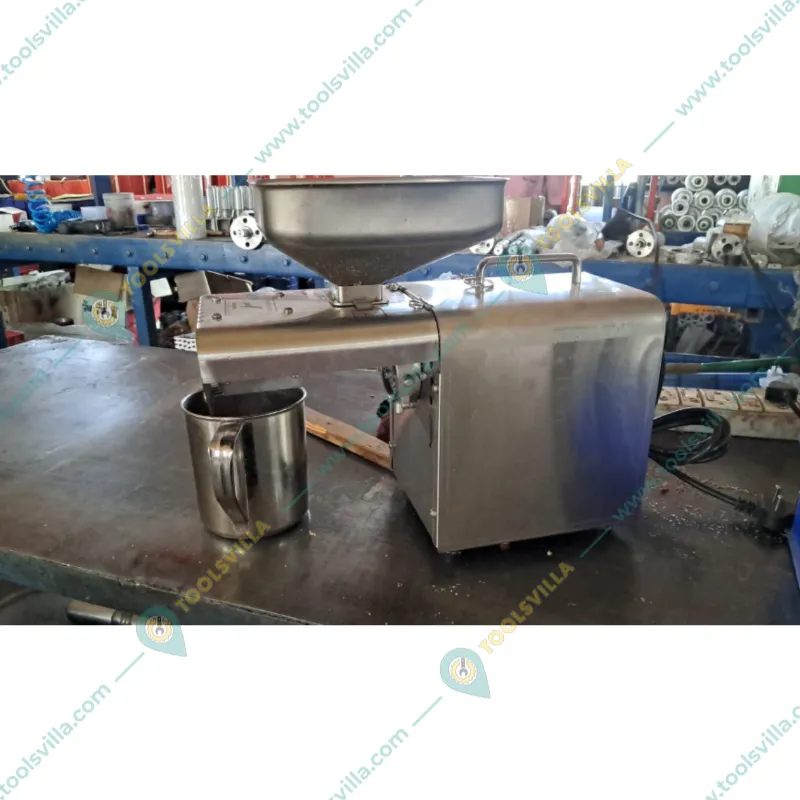 Multi Oil Seeds Press/Expeller Machine 400W, 2 to 4 Kg/hr