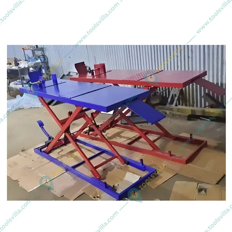 Heavy Duty 500 Kg Lifting Capacity Foot Operated Two Wheeler Lift 