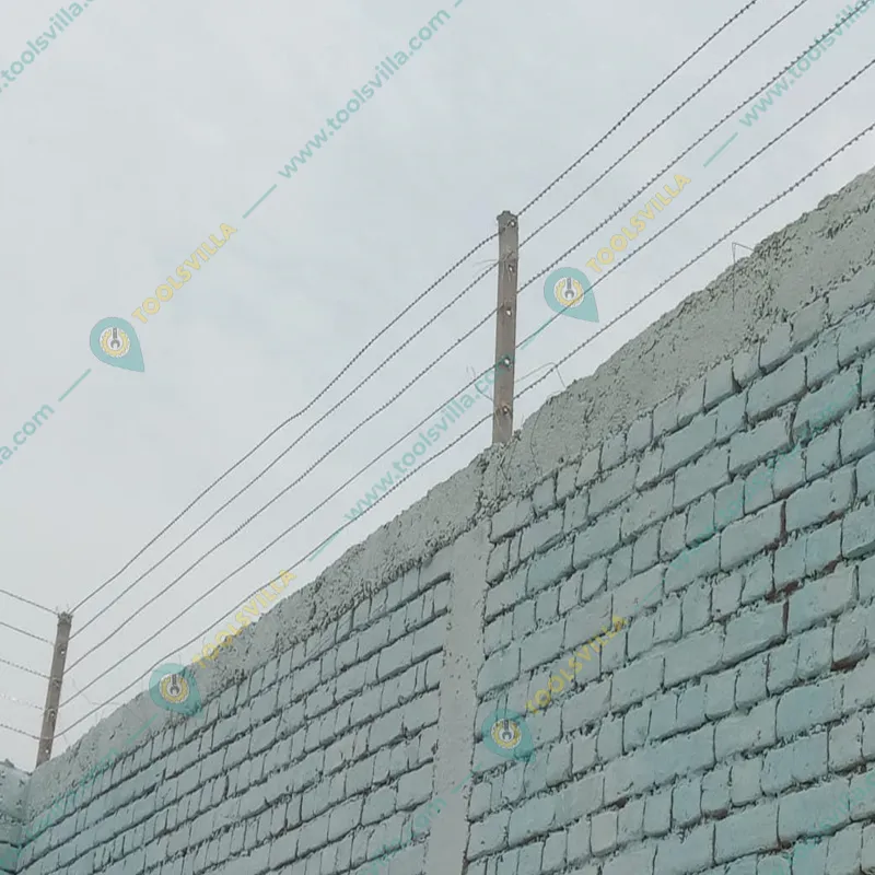 Premium Quality 227 Feet (70 Meters) Razor Wire Fence Blade Straight