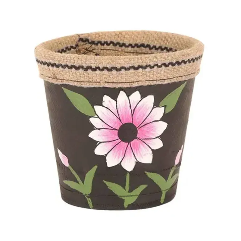 Unique Rubber Planter Pot with Print and Jute Work, Used for Home Decoration Purpose