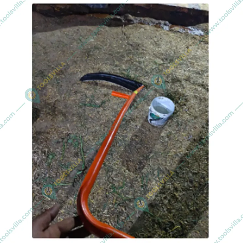 Heavy Duty Scythe With 23 Inch Blade For Harvesting Grass or Crops