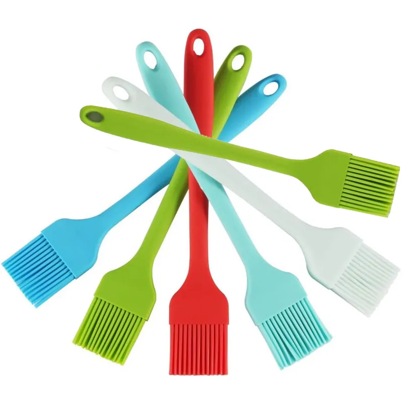   Multipurpose 20cm Non-Stick Full Silicone Brush For Baking and Spreading, Size Small