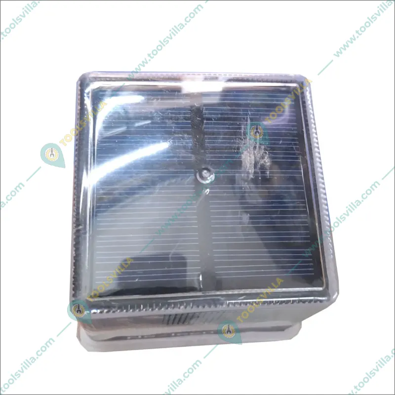 Smart Solar Sound Light With 1200 mah Li-ON Battery for Keeping Animals and Birds Away From Farms and Fields