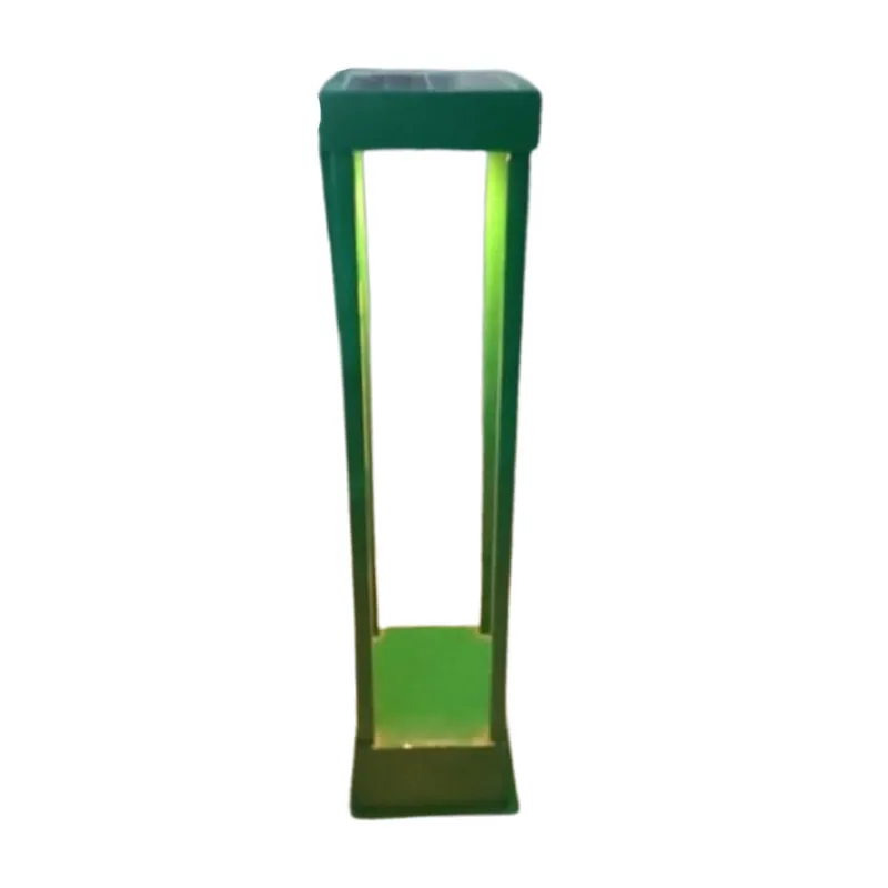 Premium Quality 2 Feet Solar Garden Light with 5W Solar Panel Gate Light For Outdoor Usage and Garden Decoration