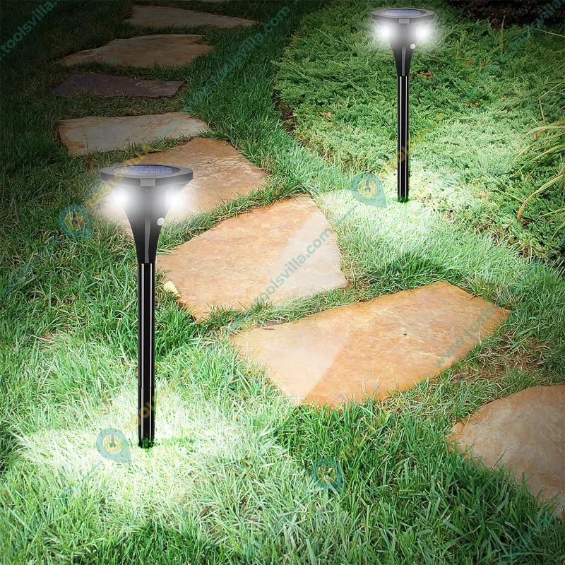 GIGAWATTS GW-706 Solar Light Spike Spotlight with 5.5V/1W Panel 3.7V/2000mAh Lithium Battery for Garden, Pathway & Yard