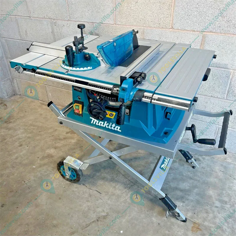Makita 260 mm 1500 Watt Table Saw with Accessories, 4300 RPM (MLT100)