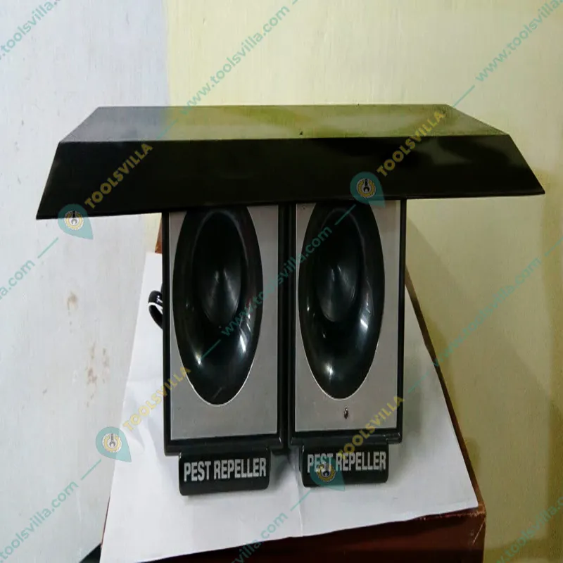 Telenet Dog-117 Ultrasonic Stray Dog Repeller for 400 to 500 square feet Area (3 Months Warranty)